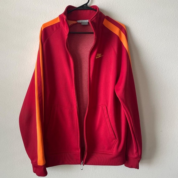 Nike jacket - Picture 3 of 4